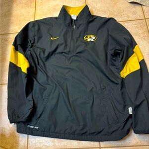 Men’s Medium (Fits like a Large) Nike Mizzou Windbreaker